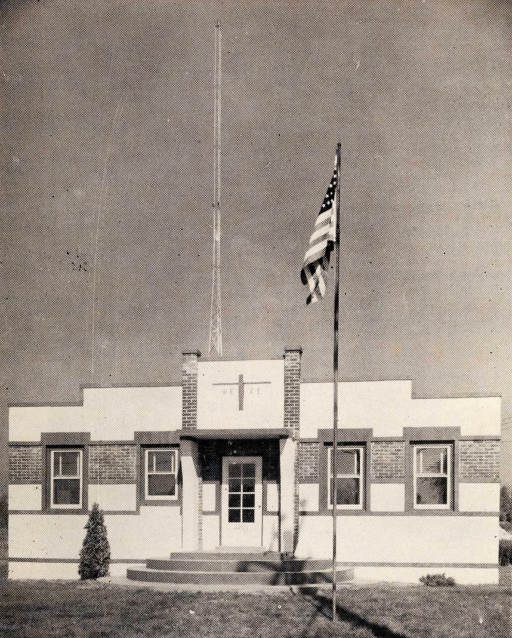 WEXL building in 1948